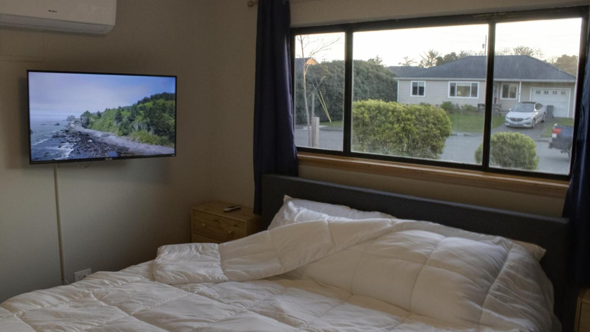 Private Home - Playground, Jumping Mat, Bbq, Darts, Firepit, Gazebo, 4 Smart Tvs, White Cotton Bedding, - The Redwood Cul-De Sac Beach Retreat เครสเซนต์ซิตี ภายนอก รูปภาพ