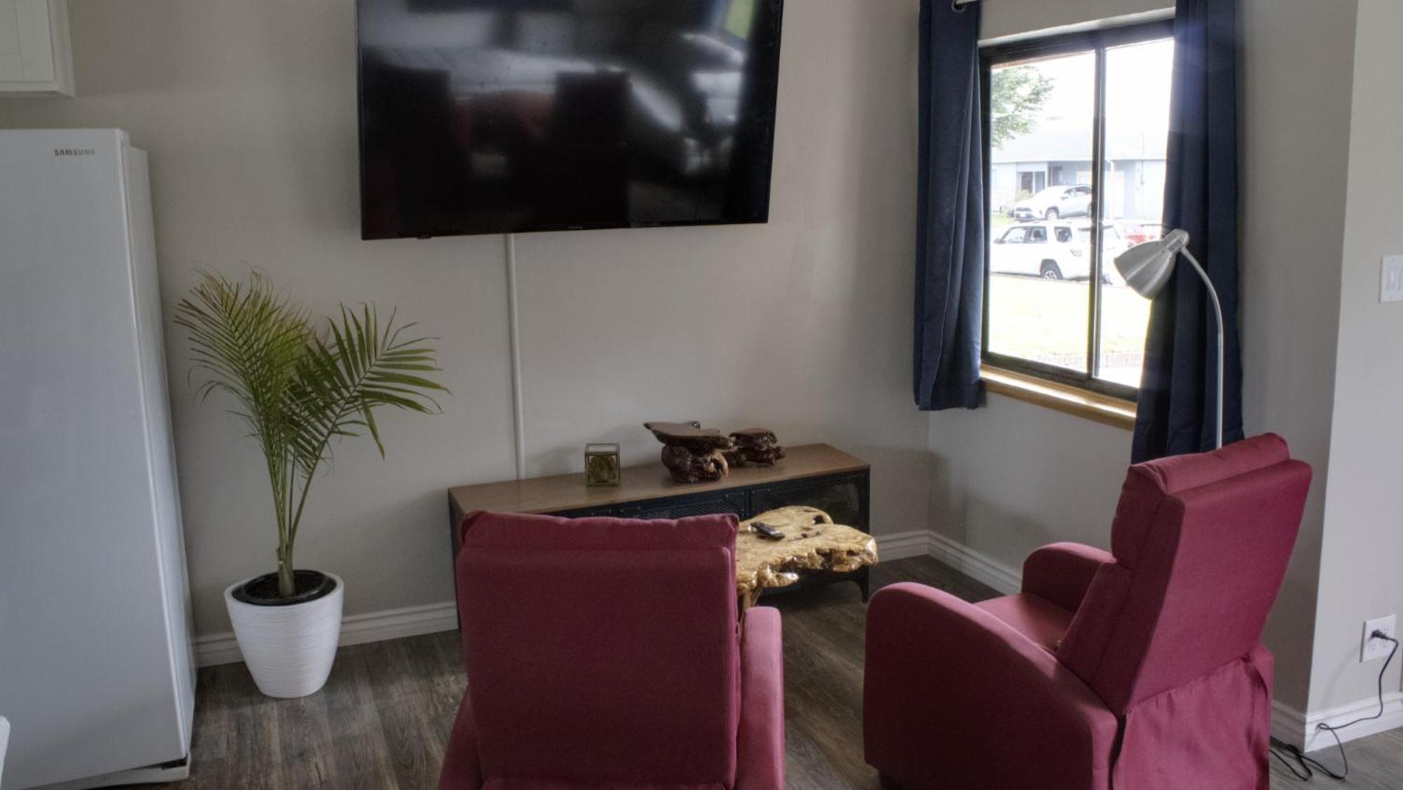 Private Home - Playground, Jumping Mat, Bbq, Darts, Firepit, Gazebo, 4 Smart Tvs, White Cotton Bedding, - The Redwood Cul-De Sac Beach Retreat เครสเซนต์ซิตี ภายนอก รูปภาพ