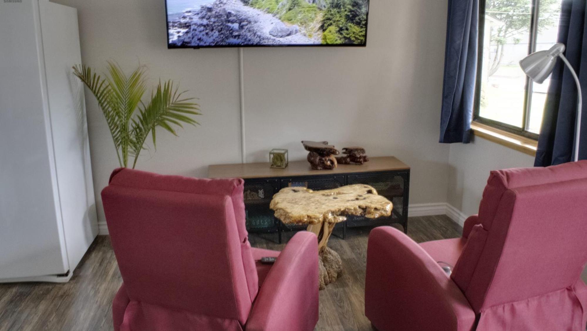 Private Home - Playground, Jumping Mat, Bbq, Darts, Firepit, Gazebo, 4 Smart Tvs, White Cotton Bedding, - The Redwood Cul-De Sac Beach Retreat เครสเซนต์ซิตี ภายนอก รูปภาพ